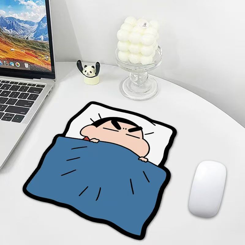 HOT Sale Cute Crayon Shinchan  - Home Office Setup recension och pris