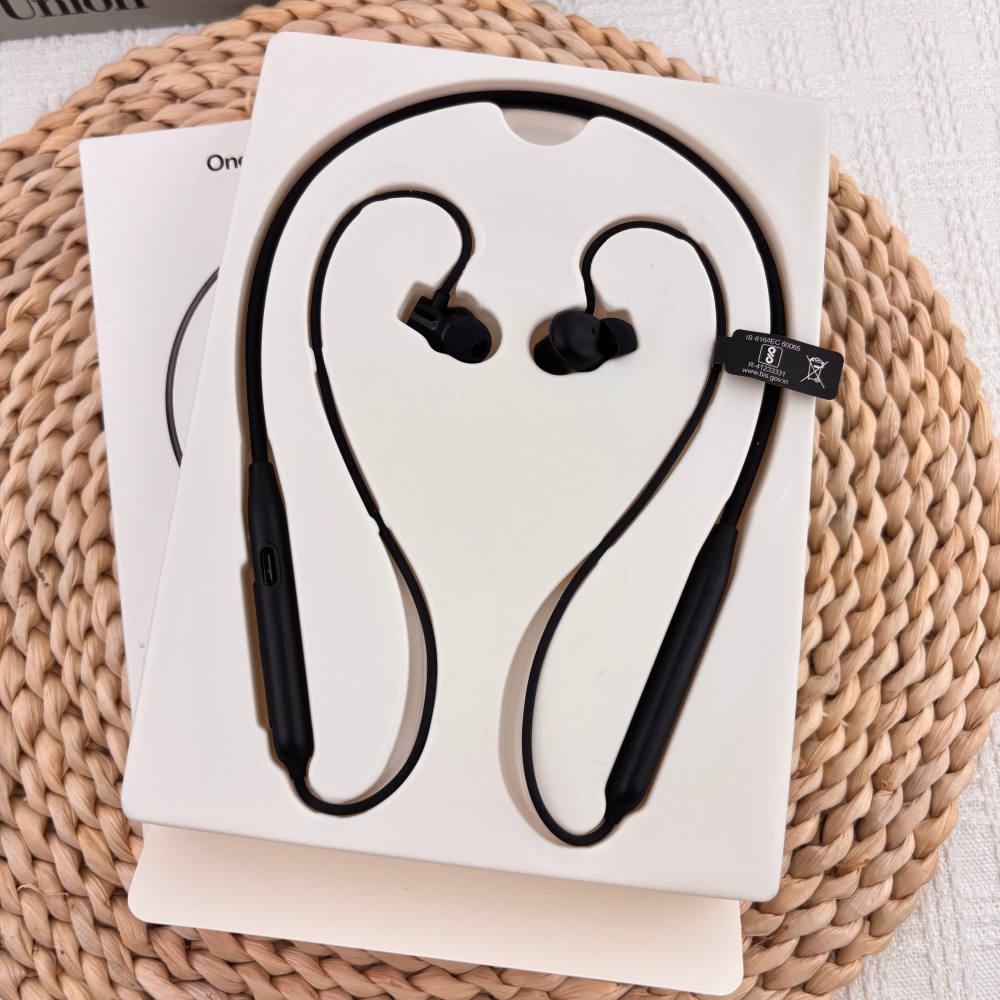 OnePlus Bullets Wireless Z3 Ne - Home Office Headset recension och pris